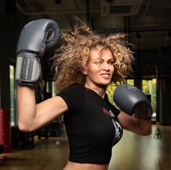 Nadezhda Grishaeva's Guide to Conquering Gym Intimidation and Embracing Fitness